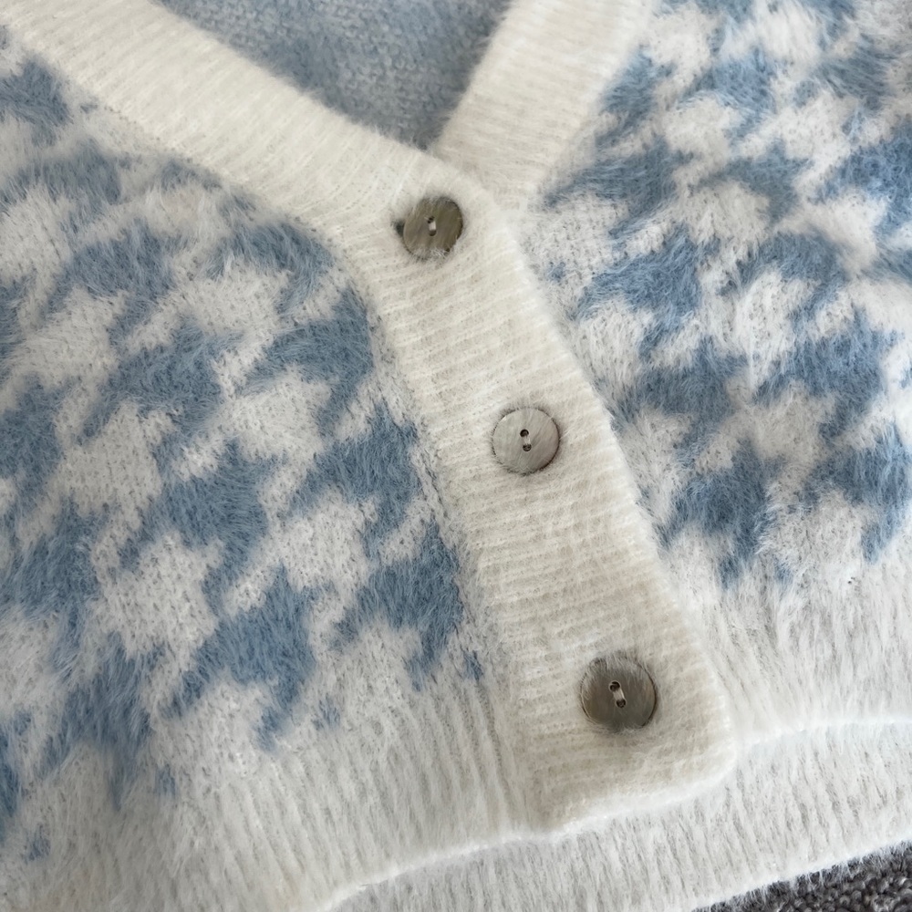 Kendall & Kylie Blue / White Houndstooth Cropped Cardigan Size Small - Picture 2 of 4